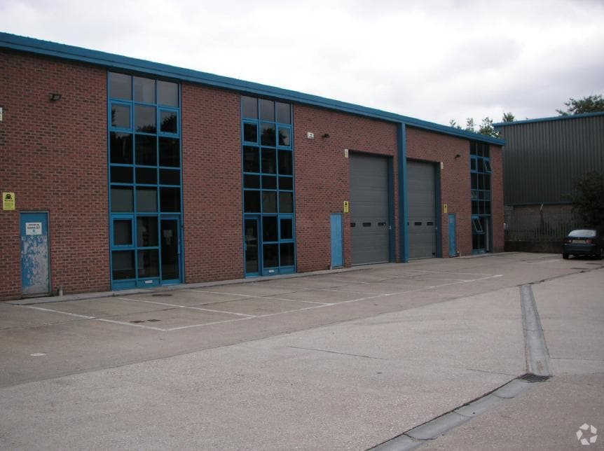 Winnall Close, Winchester to rent Building Photo- Image 1 of 3