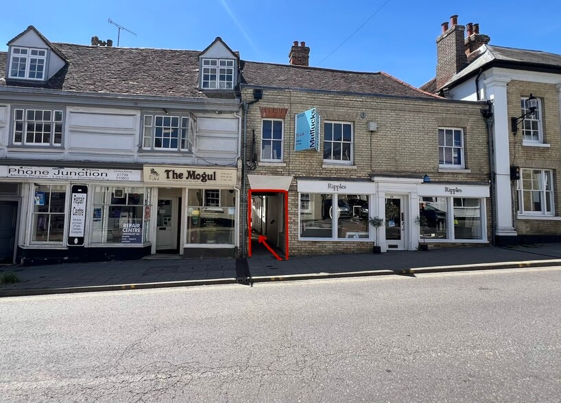 19 High St, Saffron Walden to rent - Building Photo - Image 3 of 5