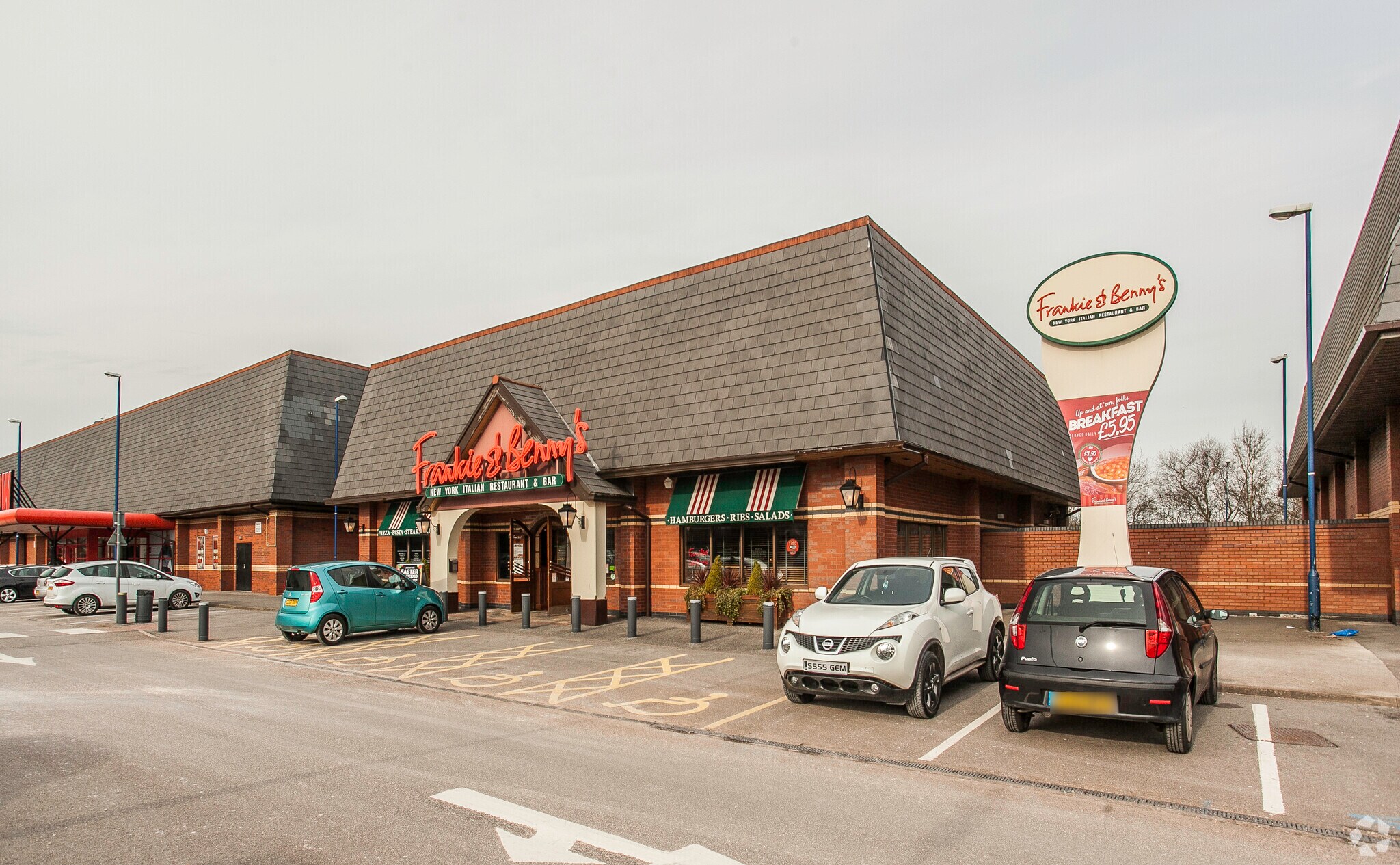 Plas Coch Rd, Wrexham for sale Primary Photo- Image 1 of 1