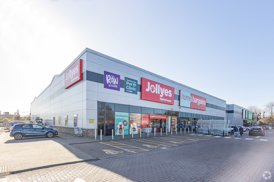 Newport Rd, Cardiff for sale - Primary Photo - Image 1 of 1