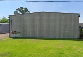 4517 11th St, Gulfport, MS for rent Building Photo- Image 2 of 2