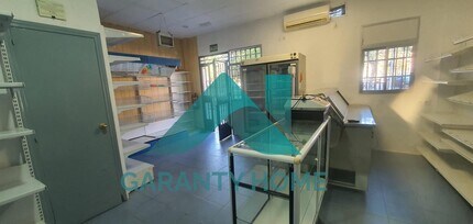 Retail in Cáceres, Cáceres to rent Interior Photo- Image 2 of 6