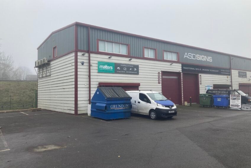 Raans Rd, Amersham to rent - Building Photo - Image 3 of 3