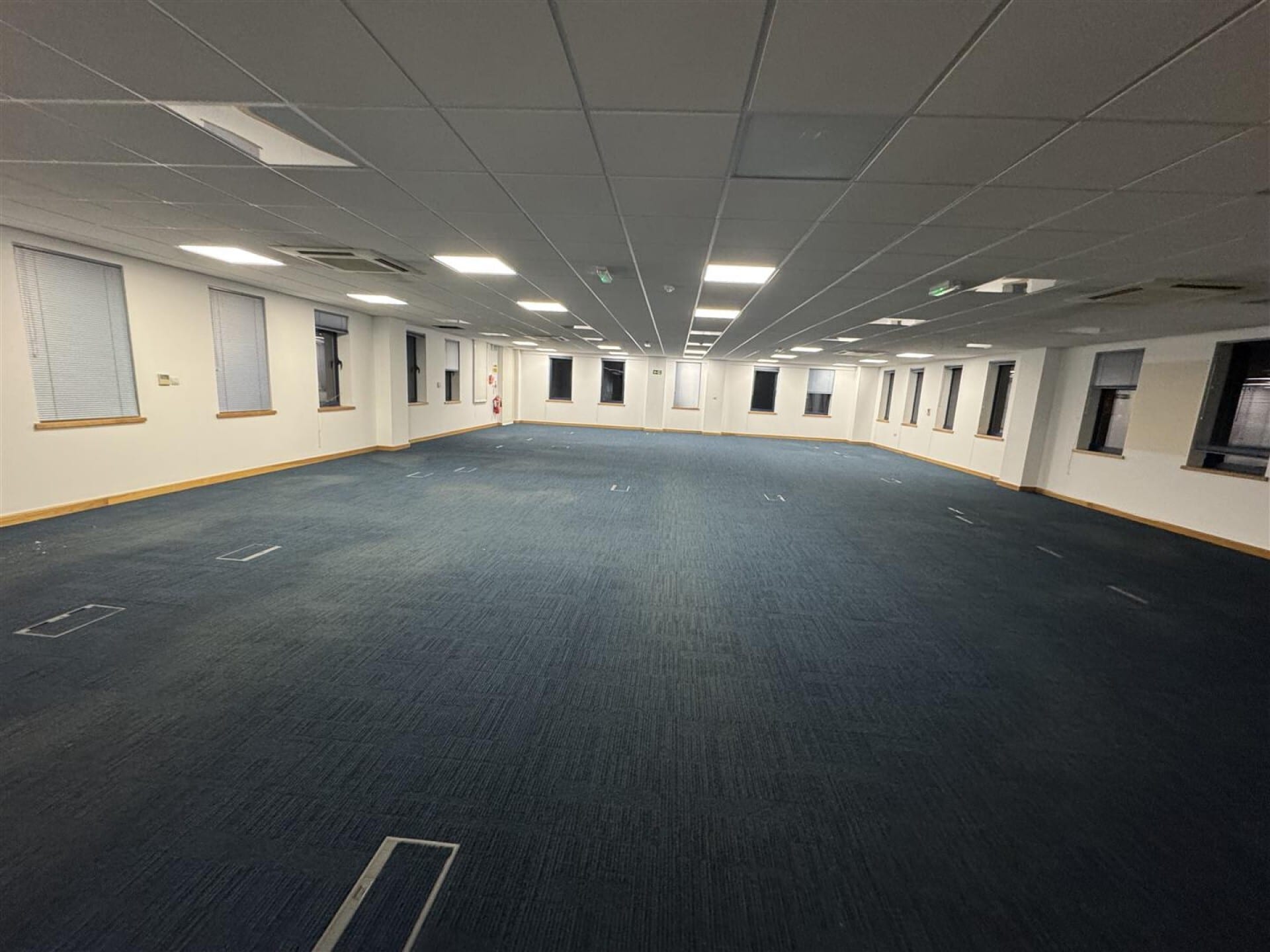 1 Longbow Close, Huddersfield to rent Interior Photo- Image 1 of 1