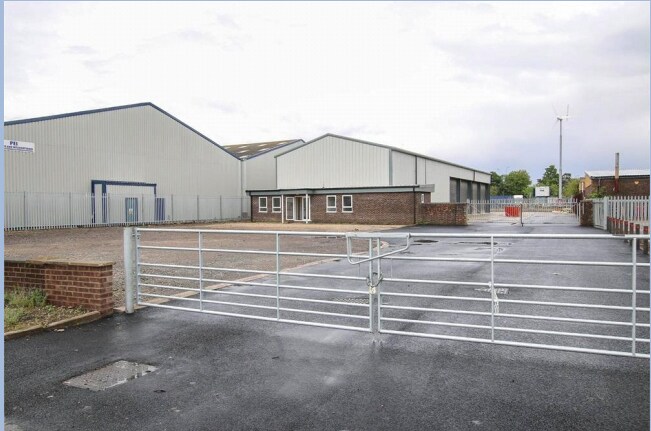 Hardwick Narrows, Kings Lynn for sale - Primary Photo - Image 1 of 1