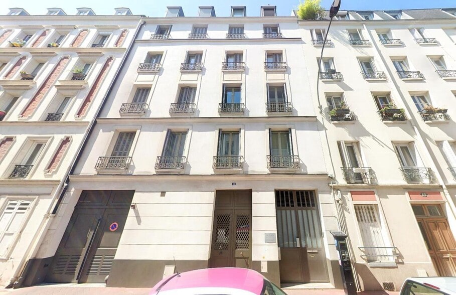 Office in Levallois-Perret to rent - Building Photo - Image 3 of 16