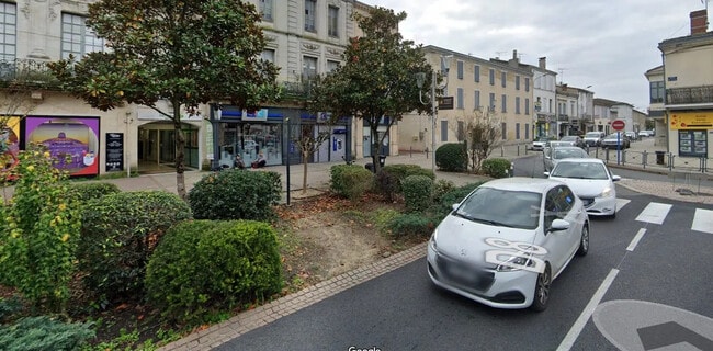 Location Entrepôt 943 m²