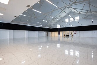 Industrial in Madrid, Madrid to rent Interior Photo- Image 2 of 6