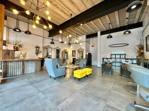 Newerne St, Lydney to rent Interior Photo- Image 1 of 2