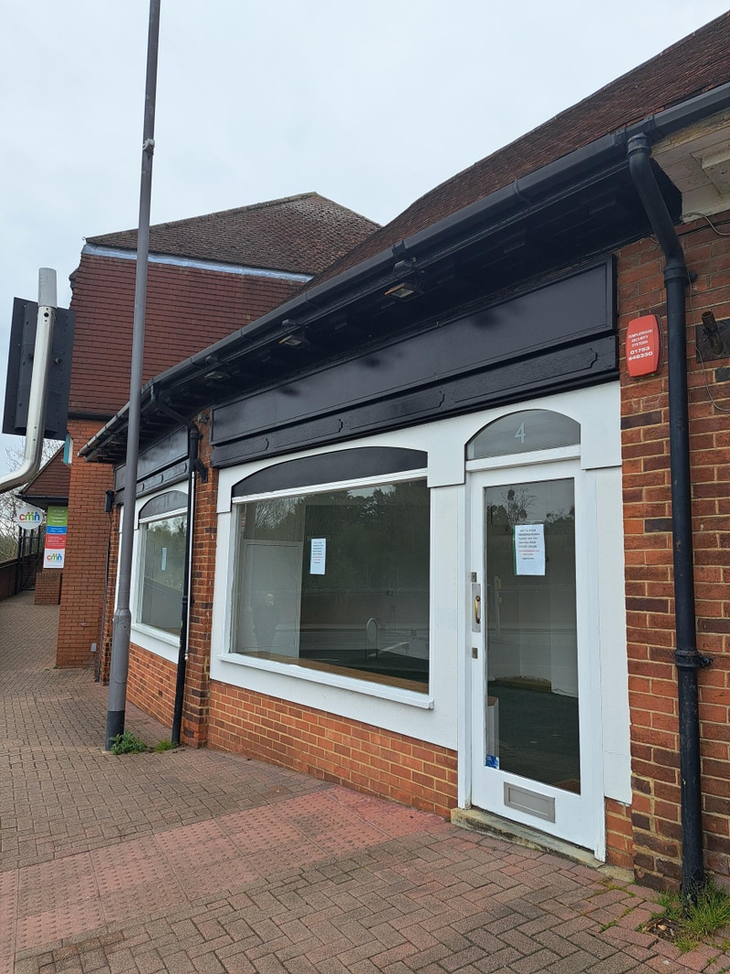 4-6 Station Approach, Gerrards Cross to rent Building Photo- Image 1 of 2