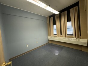 143-147 Essex St, Haverhill, MA for rent Interior Photo- Image 2 of 4