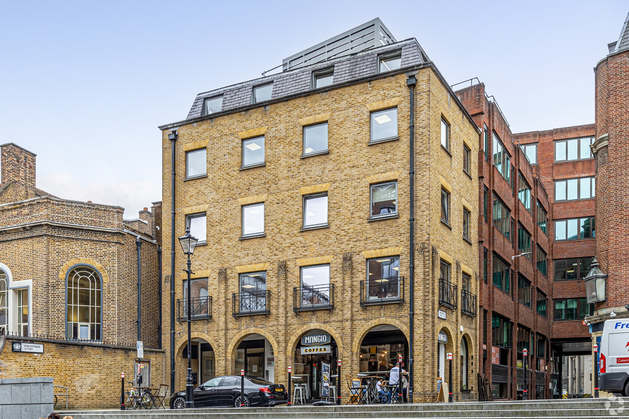 30-32 Knightrider St, London to rent Primary Photo- Image 1 of 3