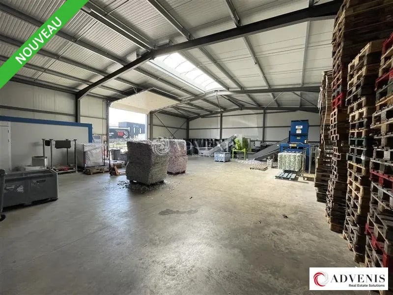 Vente Local d'activités 450 m² - Photo 1