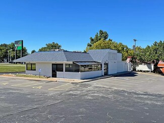 More details for 9640 Natural Bridge Rd, Saint Louis, MO - Retail for Sale