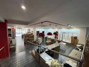 Retail in Santa Margarida de Montbui, Barcelona to rent Interior Photo- Image 2 of 7