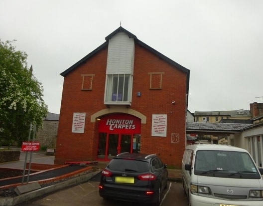High St, Honiton to rent Primary Photo- Image 1 of 2