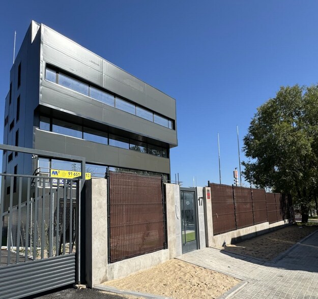 Avenida Jarama, 17, Coslada, Madrid to rent - Floor Plan - Image 1 of 4