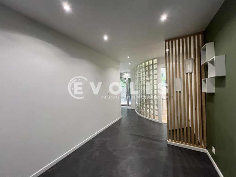 Retail in Joinville-le-Pont for sale - Interior Photo - Image 3 of 10