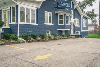 2173 Eastview Ave, Louisville, KY for rent Building Photo- Image 1 of 4