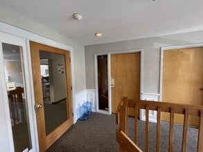 52-56 Stiles Rd, Salem, NH for rent Interior Photo- Image 1 of 18