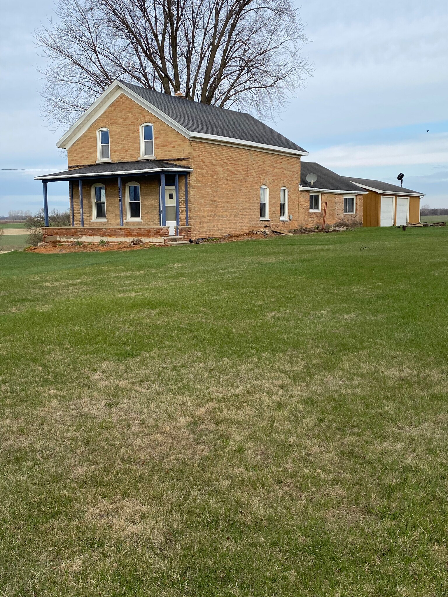 2120 Mid Valley Dr, De Pere, WI for sale Building Photo- Image 1 of 1