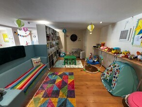 Toms Ln, Abbots Langley to rent Interior Photo- Image 1 of 3