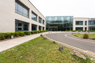 More details for 3000 Hillswood Dr, Chertsey - Coworking for Rent