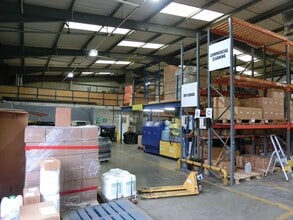 Queen St, Darlaston to rent Interior Photo- Image 2 of 2