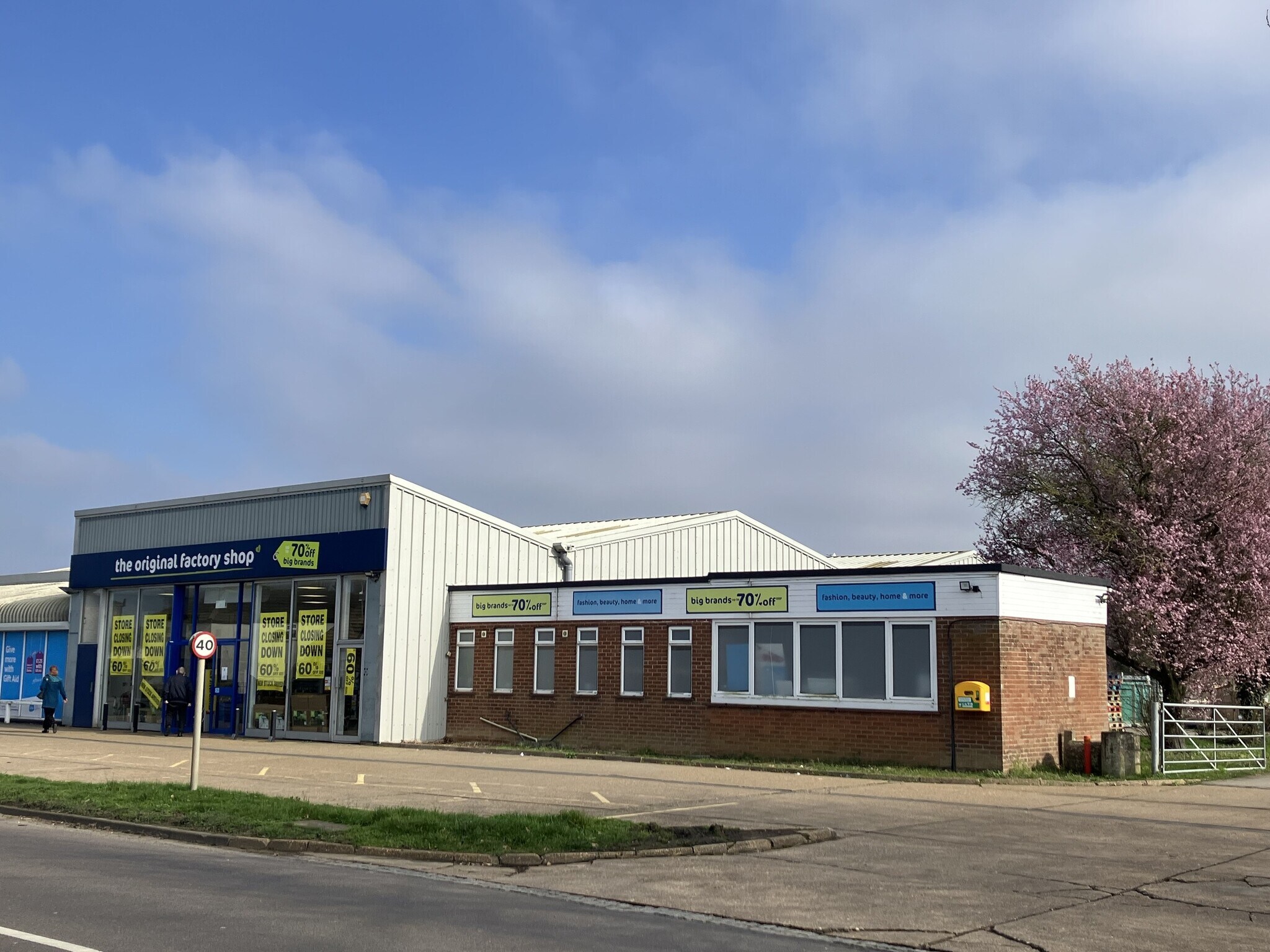 Bridge St, Downham Market to rent Building Photo- Image 1 of 3
