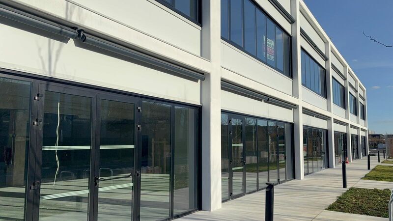 Retail in Collégien to rent - Building Photo - Image 2 of 5