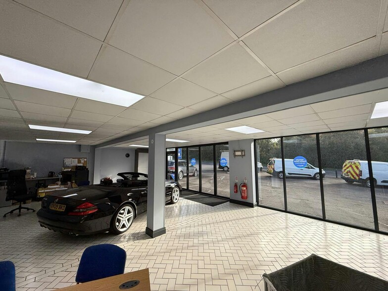 249 London Rd, Horndean to rent - Interior Photo - Image 2 of 11