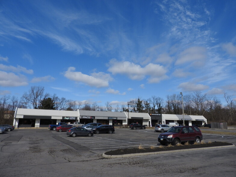 7510-7536 E Main St, Reynoldsburg, OH for rent - Primary Photo - Image 1 of 5