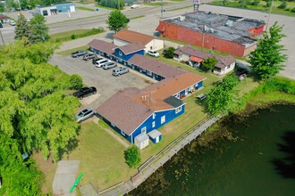 9052 W Houghton Lake Dr, Houghton Lake, MI for sale Building Photo- Image 1 of 1