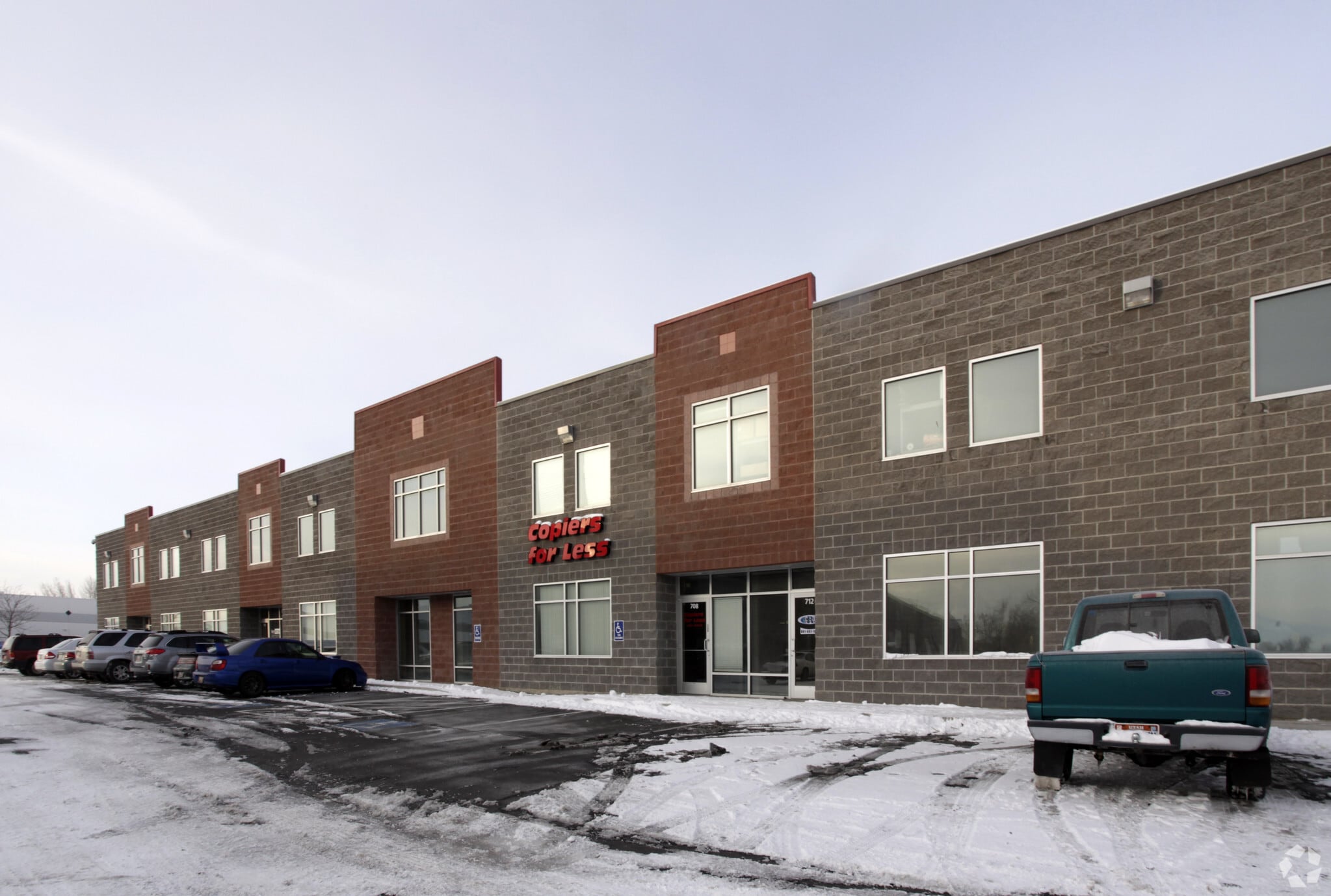 692-718 W Confluence Ave, Murray, UT to rent Primary Photo- Image 1 of 5