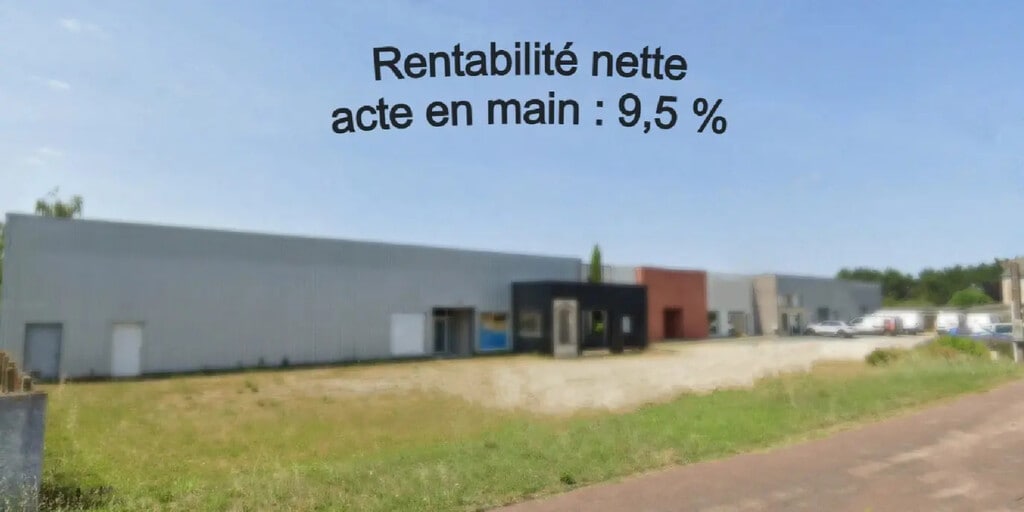 Vente Commerce 2 100 m² - Photo 1