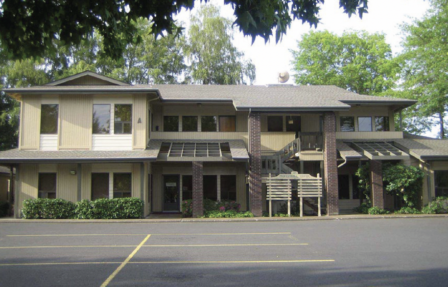 895 Country Club Rd, Eugene, OR for rent - Building Photo - Image 1 of 5