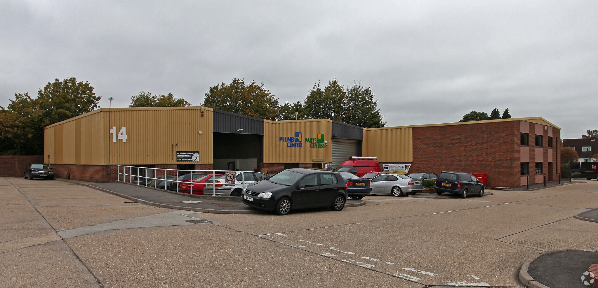 White Lion Rd, Amersham for sale Primary Photo- Image 1 of 1