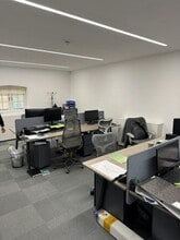 4 Farm St, London to rent Interior Photo- Image 1 of 3