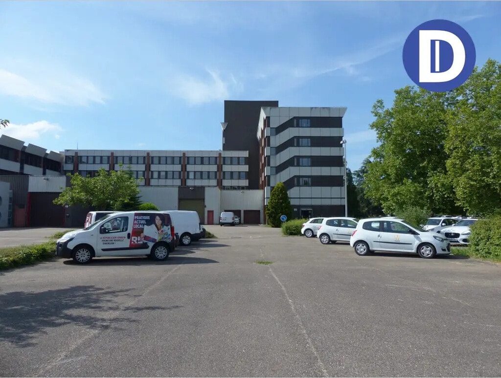 Vente Bureaux 1 486 m² - Photo 1