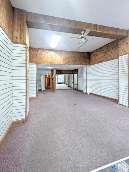 186 Argyll St, Dunoon for sale - Interior Photo - Image 2 of 3