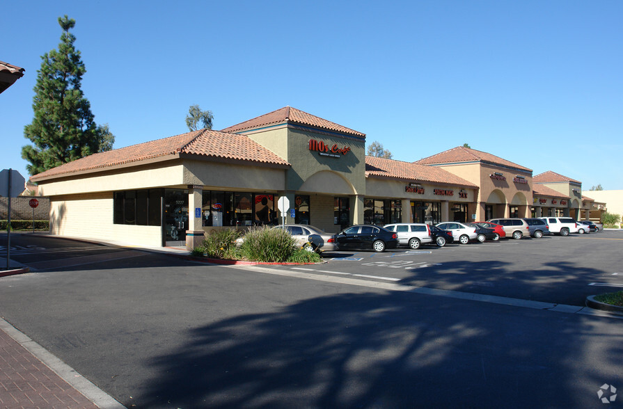 5227-5257 Mission Oaks Blvd, Camarillo, CA for sale - Primary Photo - Image 1 of 1