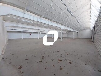 More details for 34-36 Avenue Des Bruyères, Décines-Charpieu - Office, Light Industrial to Rent