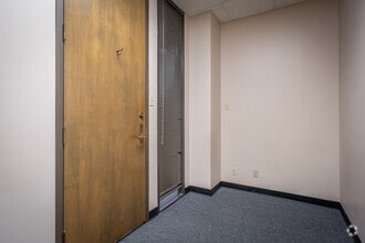 9800 Northwest Fwy, Houston, TX to rent Interior Photo- Image 2 of 8