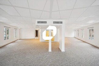 More details for 82 Avenue Marceau, Paris - Office to Rent