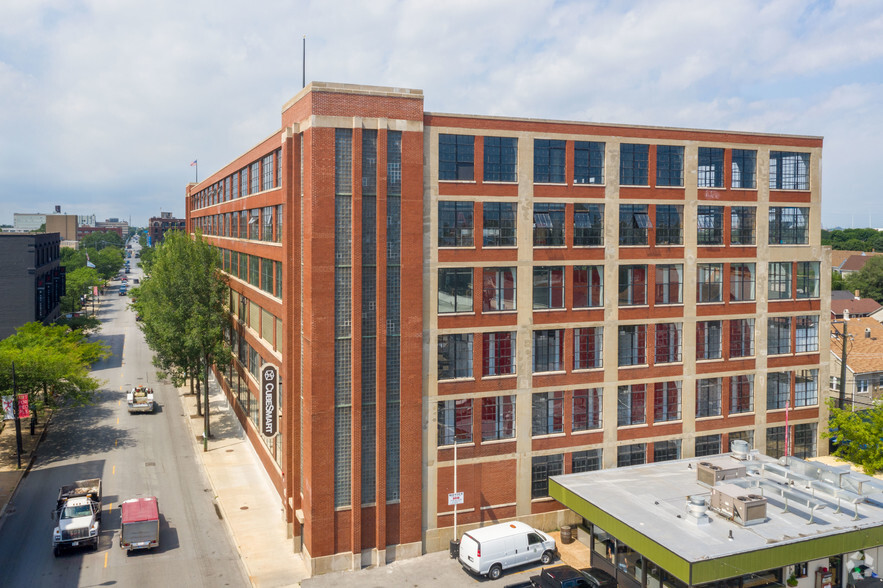 1010 W 35th St, Chicago, IL for rent - Building Photo - Image 1 of 20