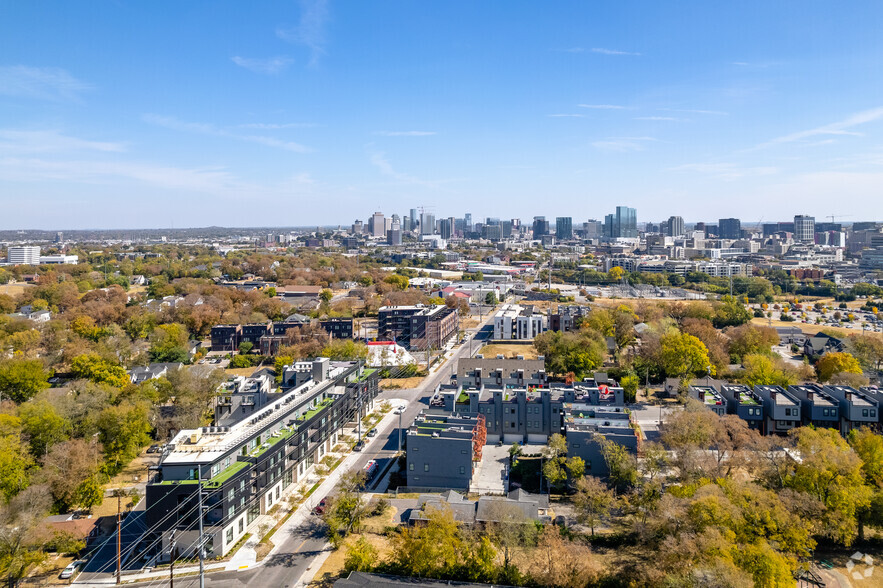 2704 Clifton Ave, Nashville, TN for rent - Aerial - Image 3 of 11