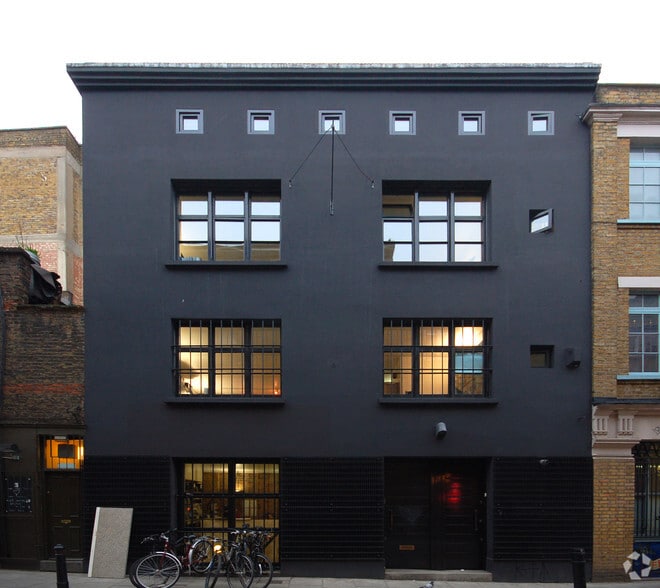 54 Rivington St, London to rent - Primary Photo - Image 1 of 12