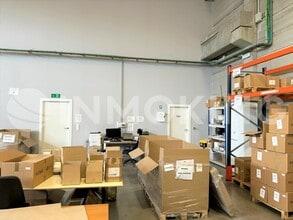 Industrial in Paterna, Valencia to rent Interior Photo- Image 1 of 18