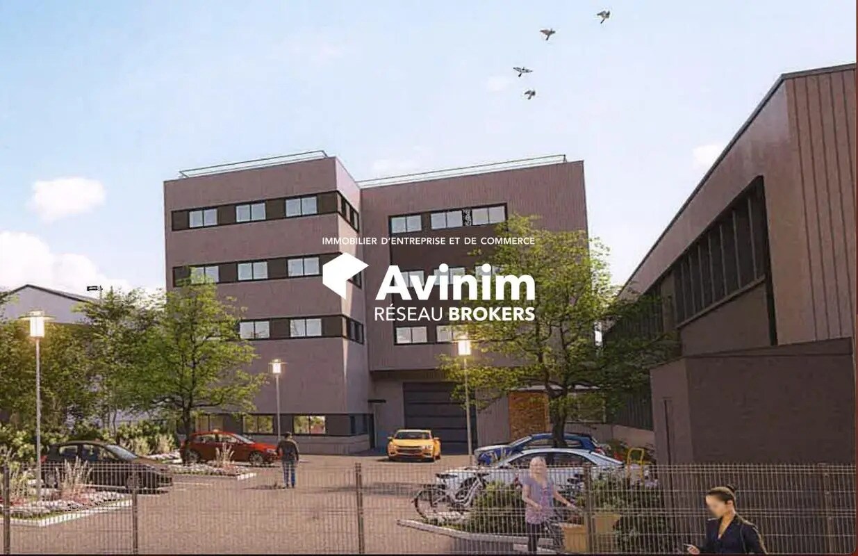 Industrial in La Courneuve for sale Building Photo- Image 1 of 5