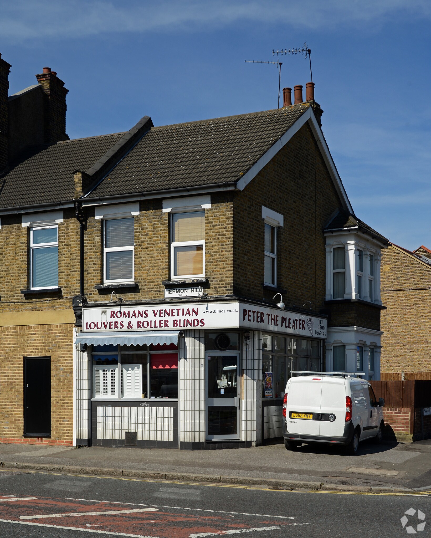 164 Hermon Hl, London for sale Primary Photo- Image 1 of 1